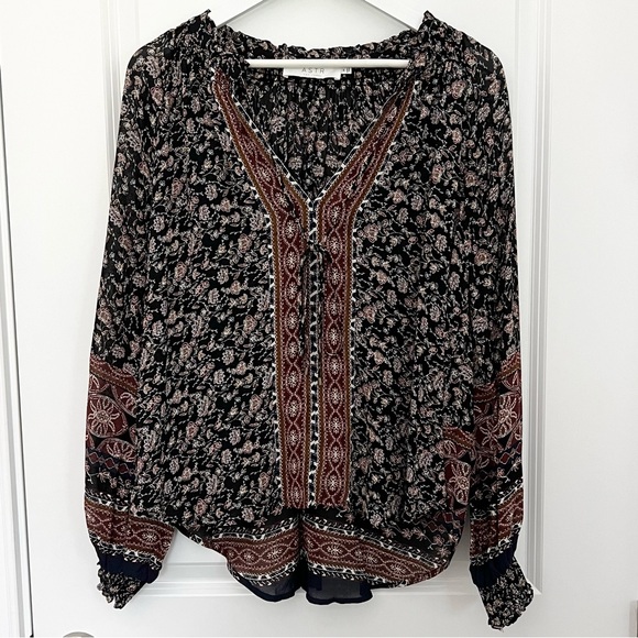 Astr The Label Clara Top - Picture 1 of 4